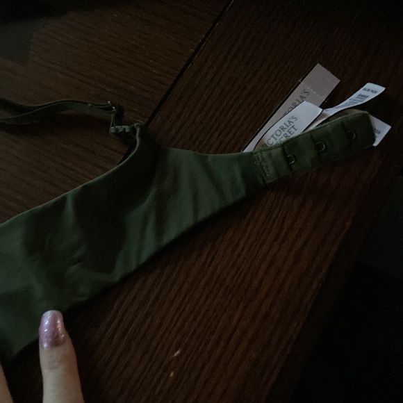 Victoria’s Secret bra - Picture 5 of 5